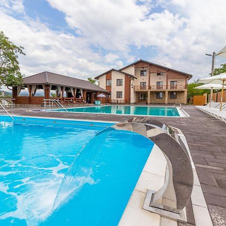 Sofion Hotel&Resort Solotvyno Extérieur photo