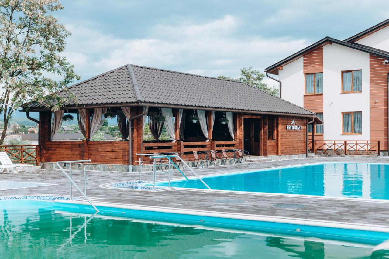 Sofion Hotel&Resort Solotvyno Extérieur photo
