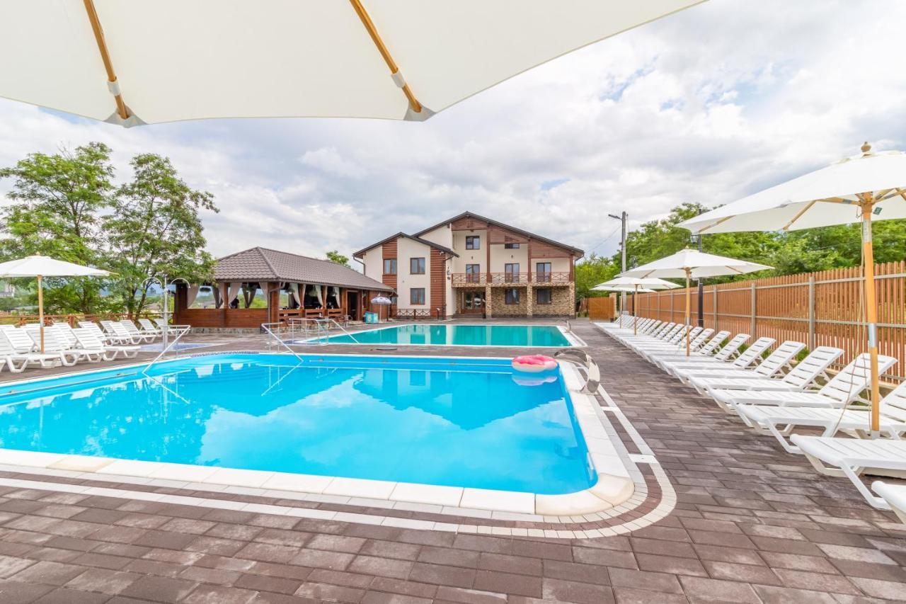 Sofion Hotel&Resort Solotvyno Extérieur photo